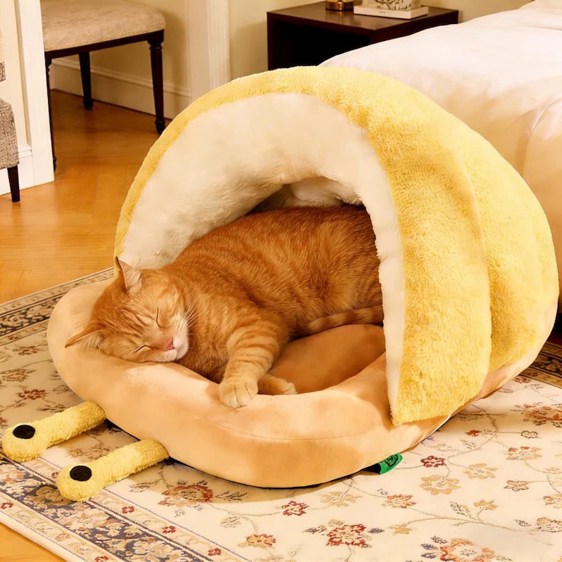 Snail Cat Cave Bed – Cozy Plush Nest for Small Cats