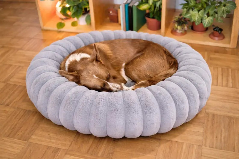 Calming Donut Dog Bed – Washable Plush Pet Cushion